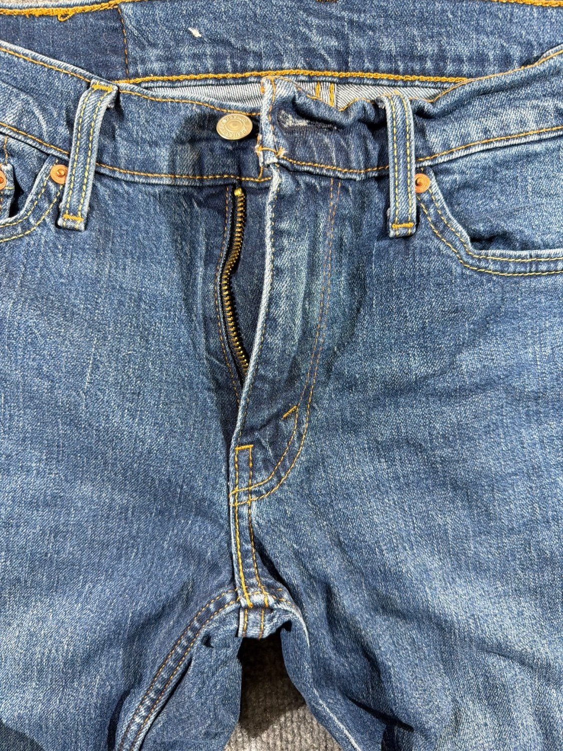 Levi's 511 Slim Fit Men's Jeans Blue Denim Medium Wash 5-Pocket W30 L30 EU 30