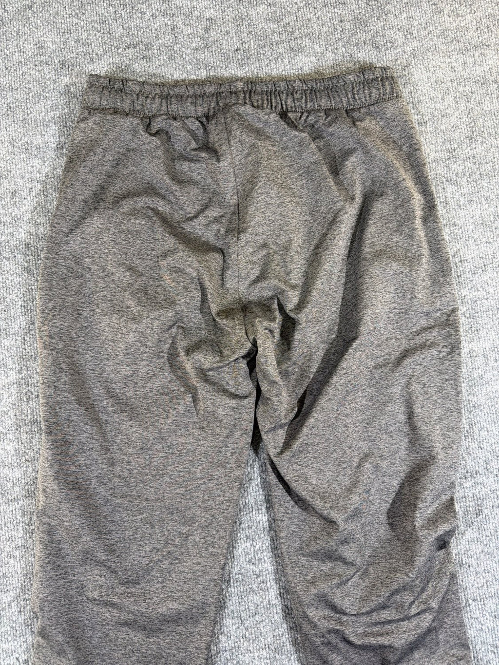 Kirkland Signature Men Active Jogger Pants Heather Gray Zipper Pockets NWT Size