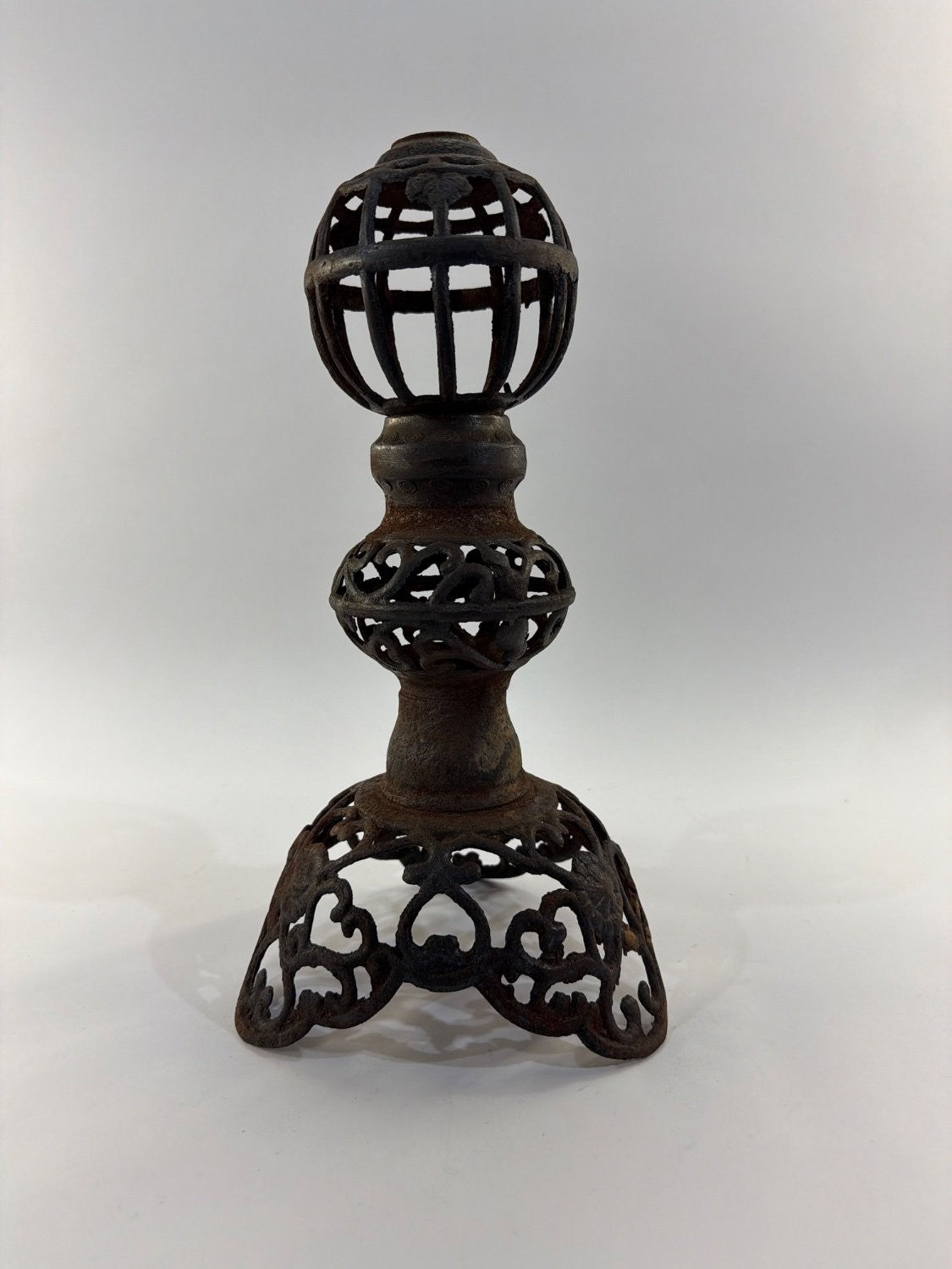 Vintage Antique Victorian Cast Iron Oil Lamp Base Kerosene Pierced Scrollwork