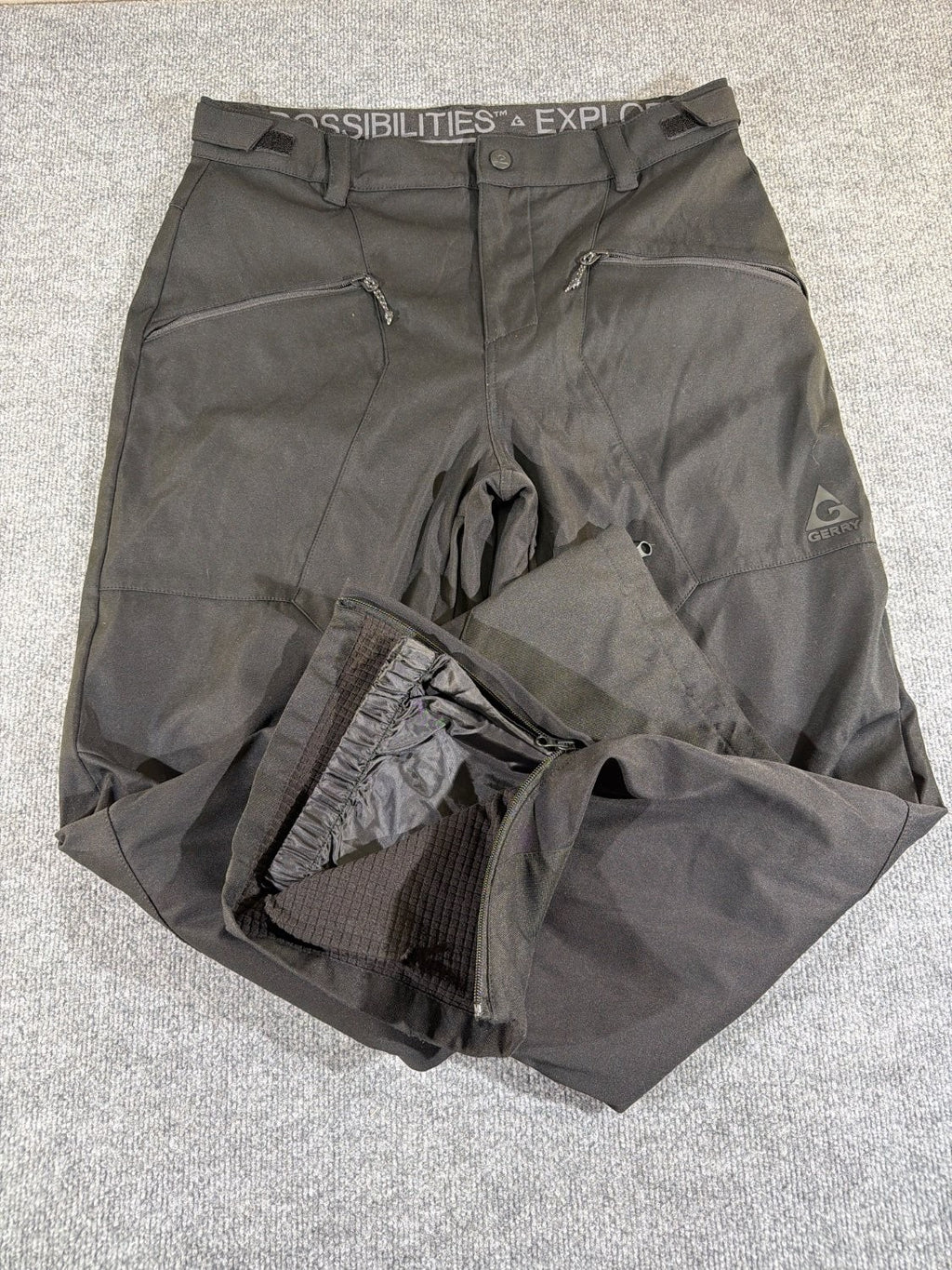 Gerry Utilities Men's Large Snow Pants Black Insulated Waterproof Ski Snowboard