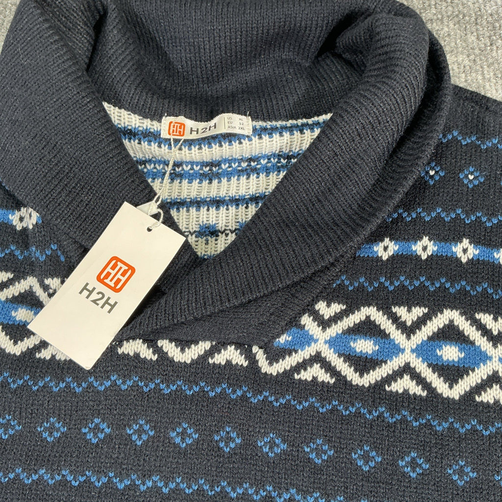 Levi’s  Pullover Long Sleeve Crew Neck Sweater Blue Geometric Size Small NWT