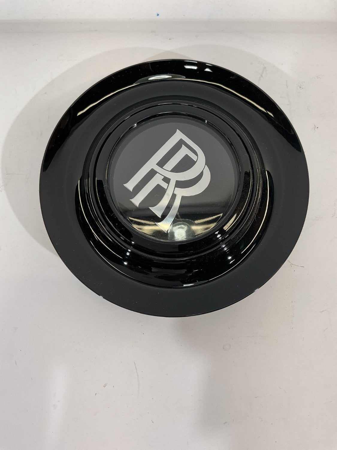 Rolls-Royce Phantom Ghost Wraith Wheel Center Cap Gloss Black 2018K183-XG Used
