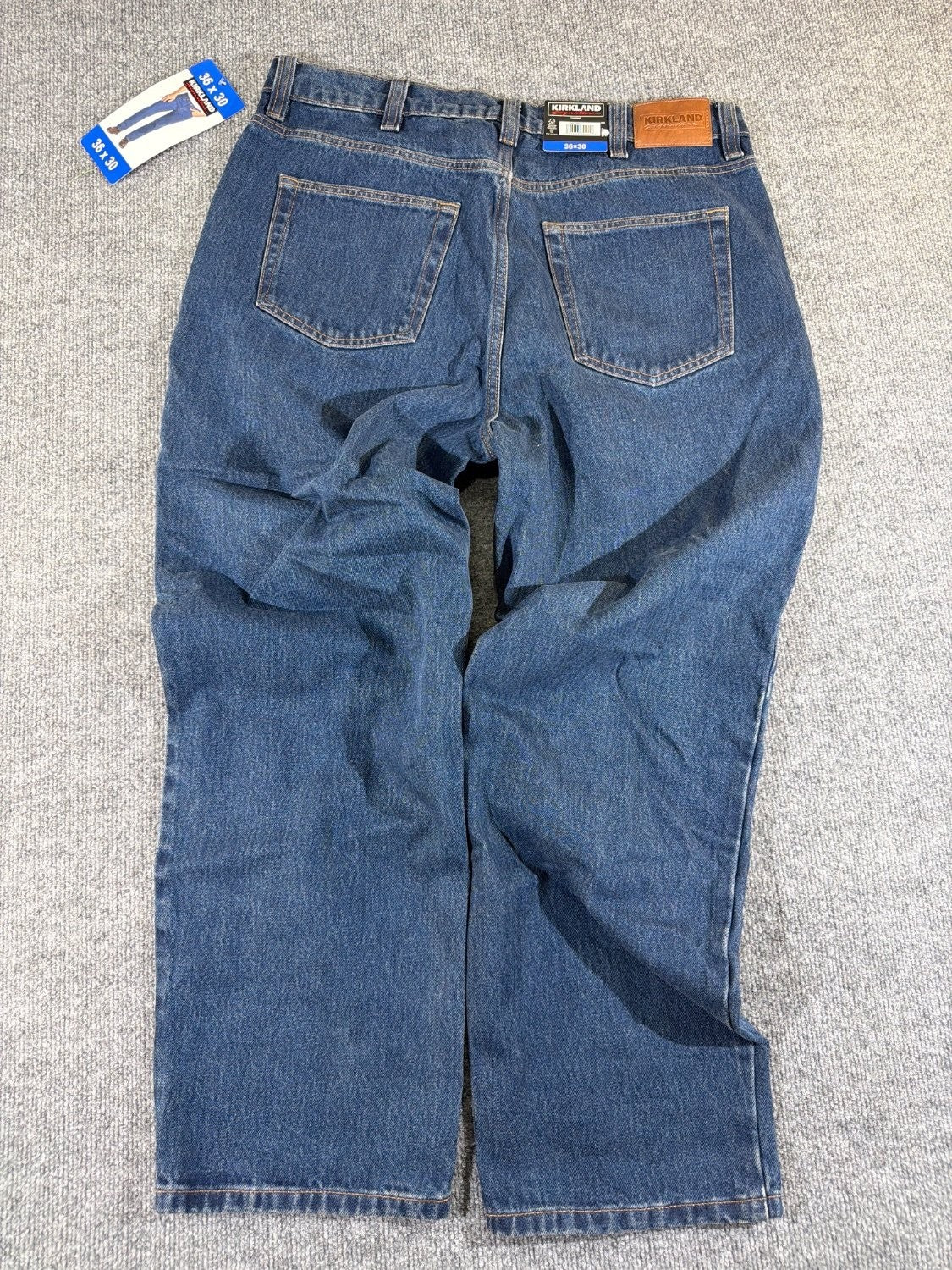 Kirkland Signature Men's Straight Leg Jeans 36x30 Blue Denim 5-Pocket 7771620