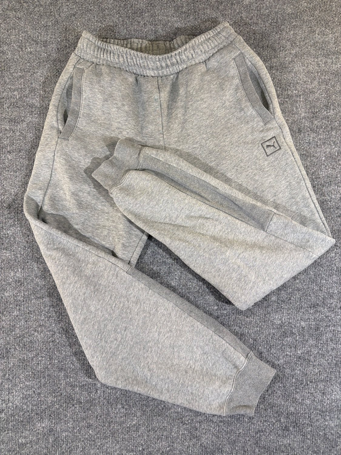 Puma Men's Fleece Jogger Sweatpants Size Small Heather Gray 889288-02 Athletic