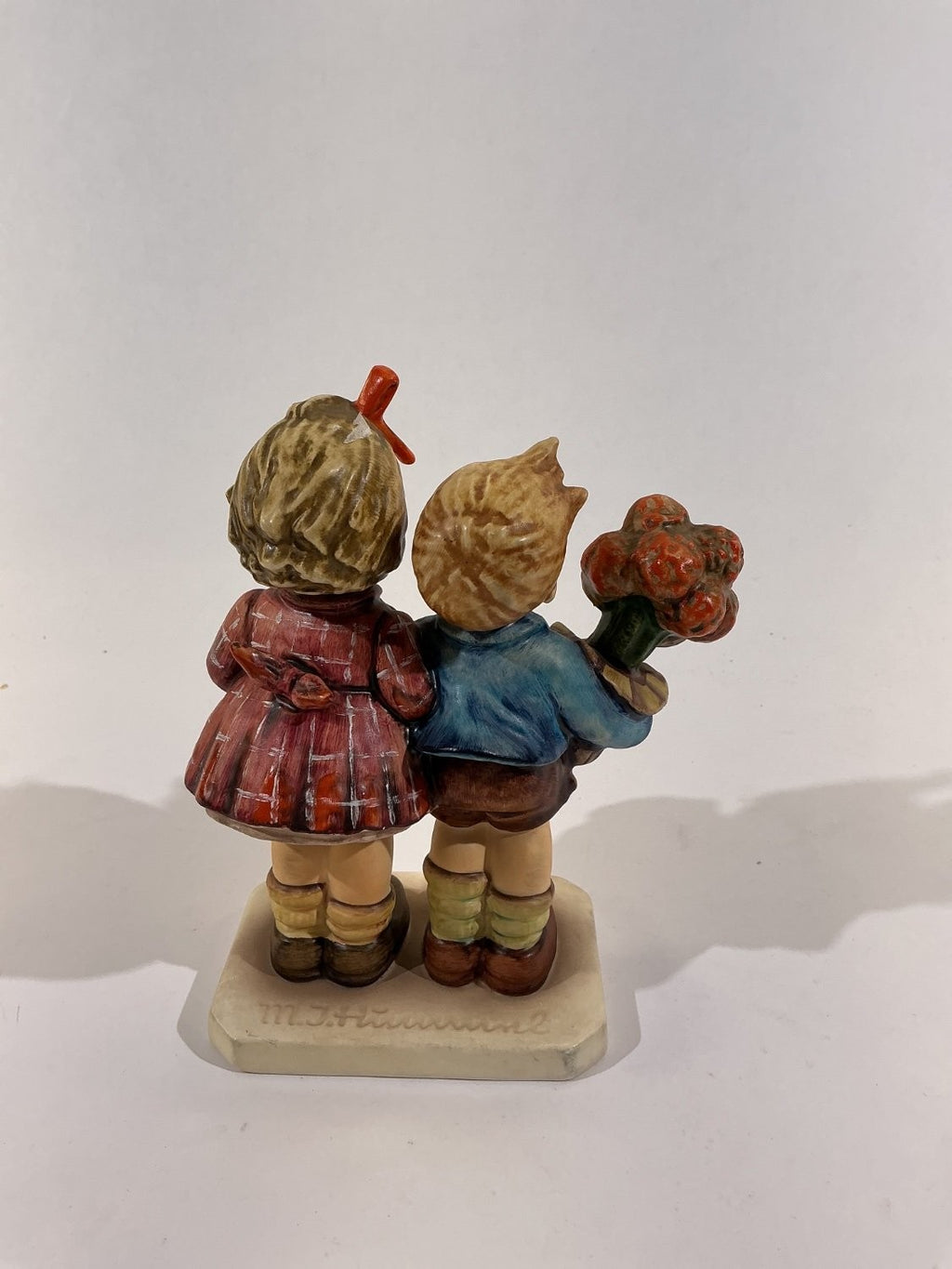Goebel Jubilee 416 Figurine Late 20th Century (1970-1999) Small Multicolor