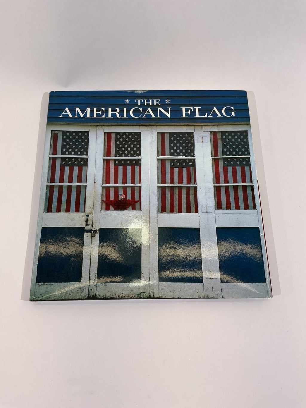 Courage Books The American Flag Hardcover 2000s Full Color Photography