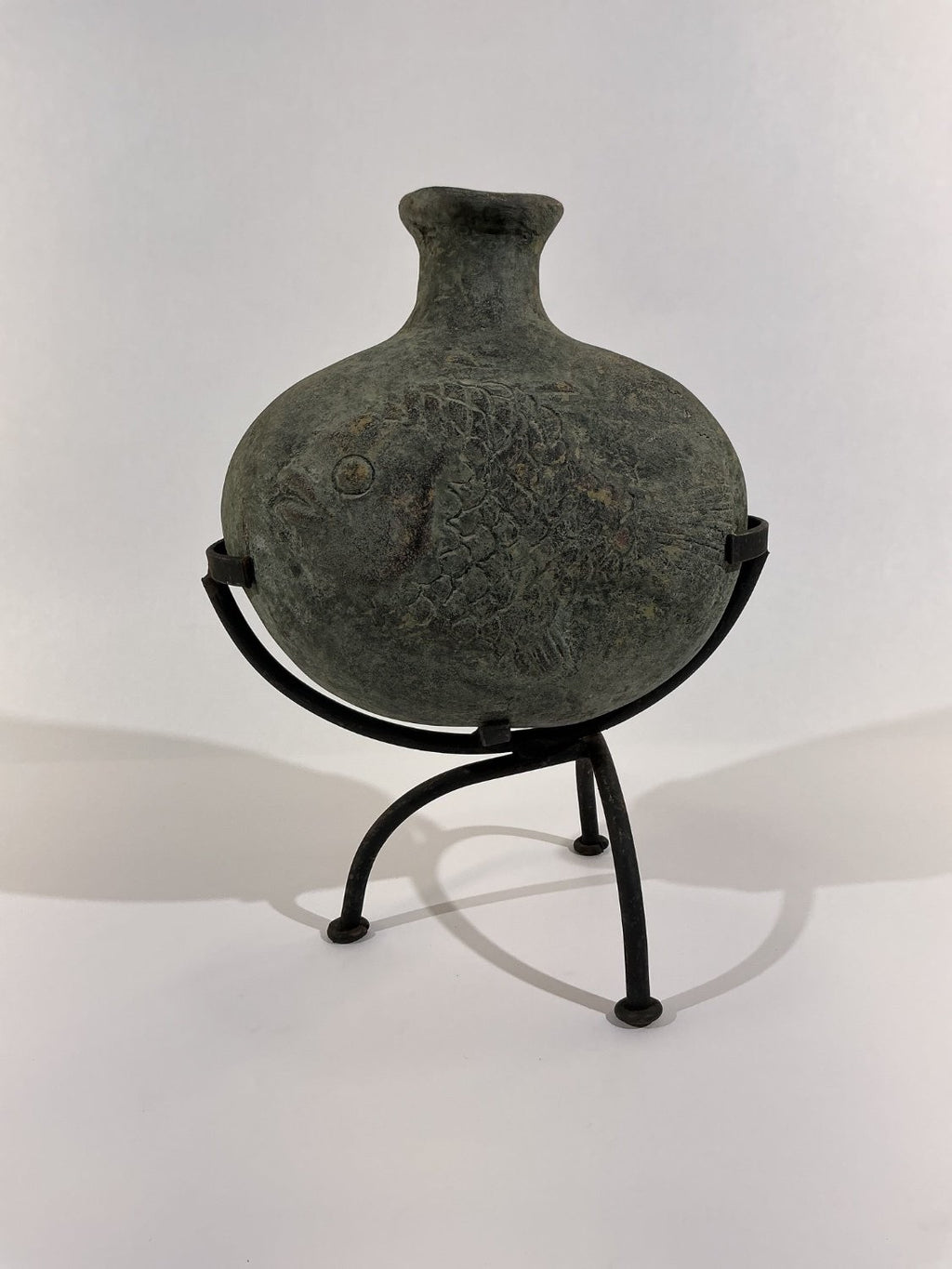 Vintage Hand Carved Stone Fish Vessel Medium Gray Folk Art Tripod Stand Used