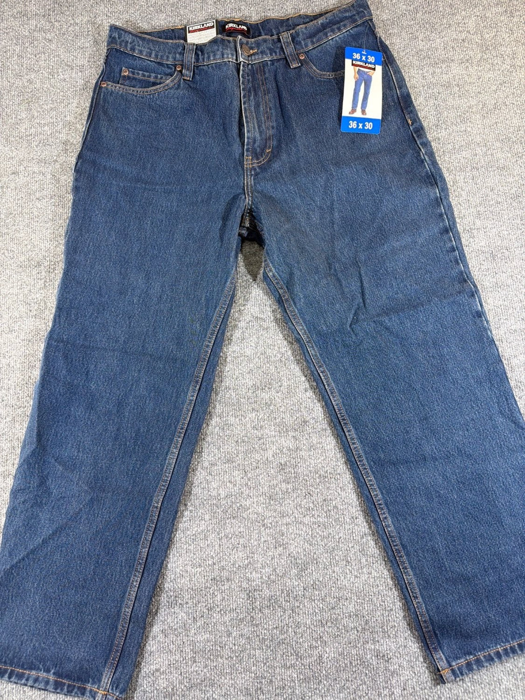 Kirkland Signature Men's Straight Leg Jeans 36x30 Blue Denim 5-Pocket 7771620