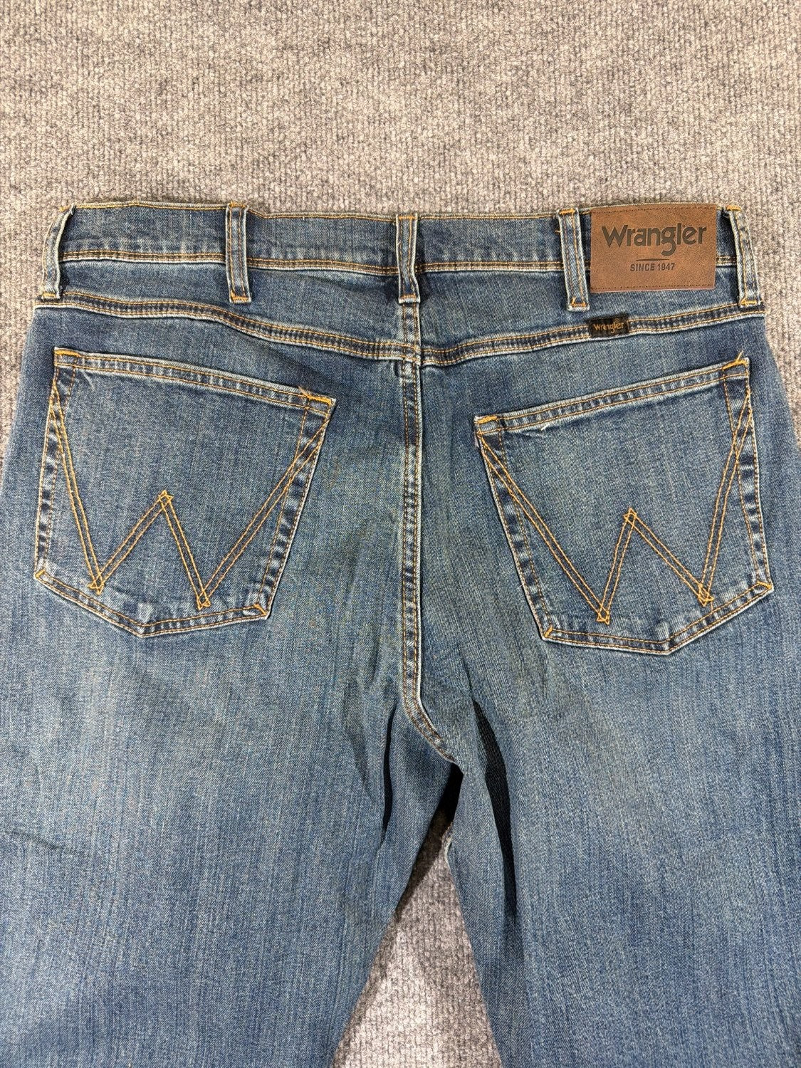 Wrangler Regular Fit Men's Jeans 34x32 Blue Stretch Denim NWT 1796601 Cotton