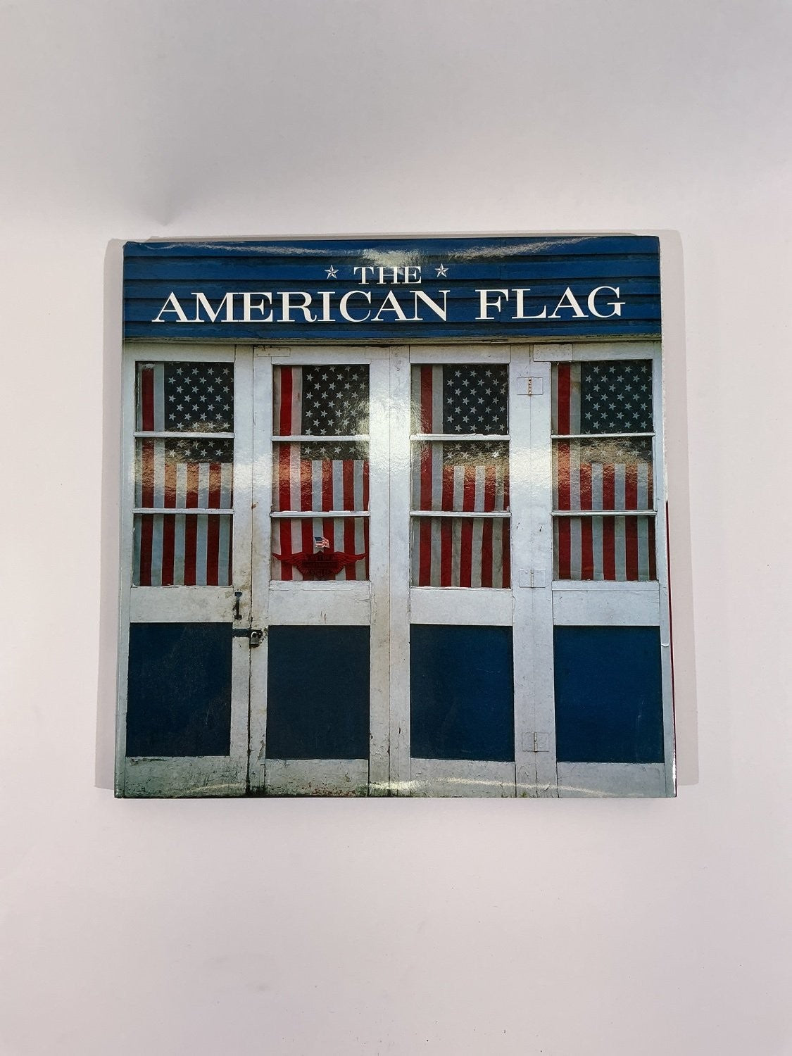 Courage Books The American Flag Hardcover 2000s Full Color Photography