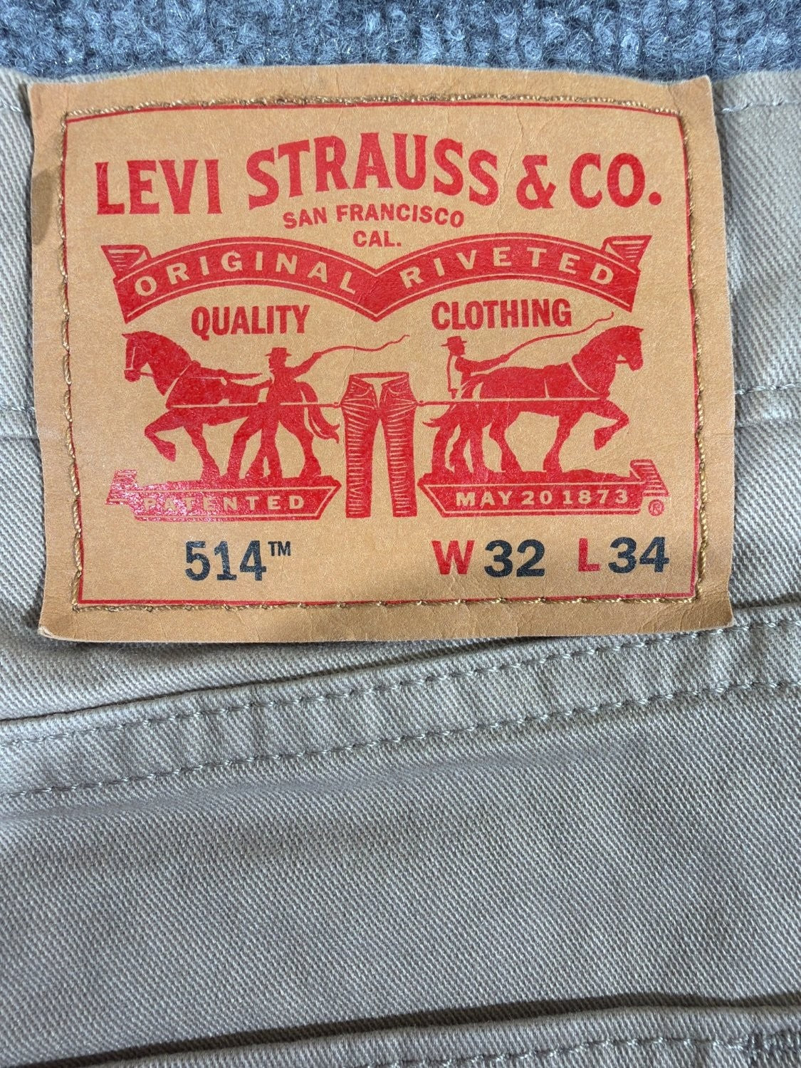 Levi's 514 Straight Fit Men's Pants 32x34 Tan Khaki Cotton Twill Chino 5-Pocket