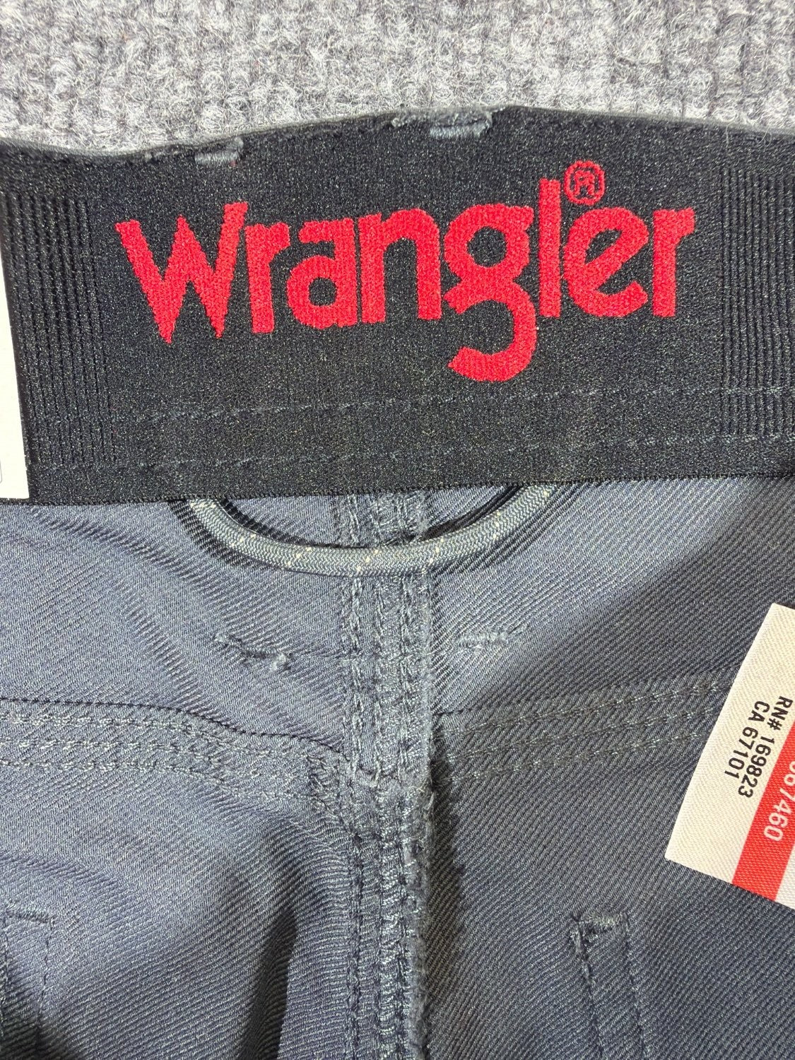 Wrangler ATG All Terrain Gear Men's Cargo Shorts Gray 30 Cotton Canvas 1967460