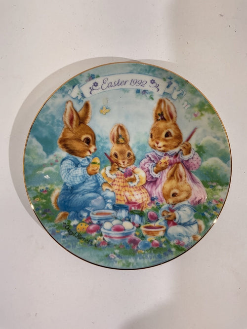 Avon Colorful Moments 1992 Easter Plate Collector Small Multicolor Porcelain