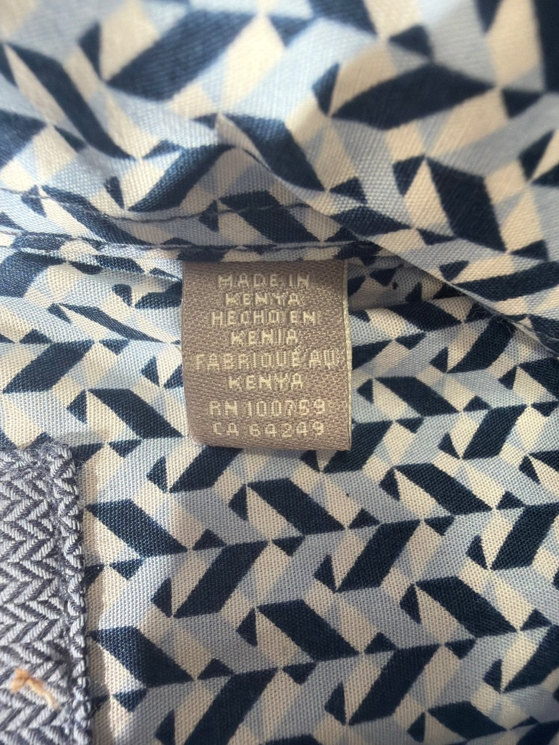 Ted Baker Men's L Blue Herringbone Geometric Print Long Sleeve Button Down Shirt
