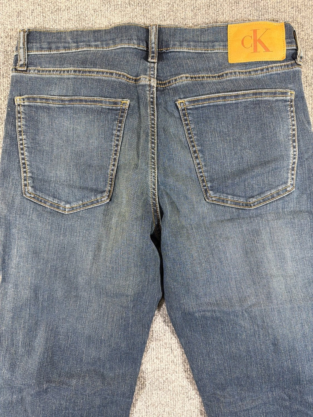 Calvin Klein Jeans Men's Straight Leg Blue Denim Jeans W32 x L32 Dark Wash EU 32