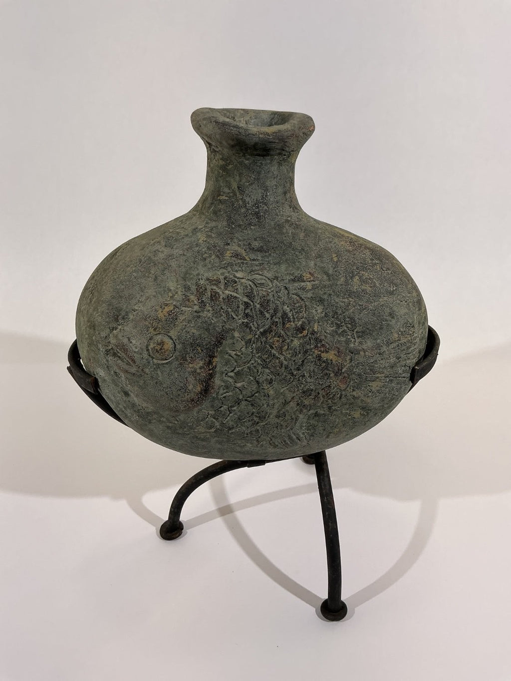 Vintage Hand Carved Stone Fish Vessel Medium Gray Folk Art Tripod Stand Used