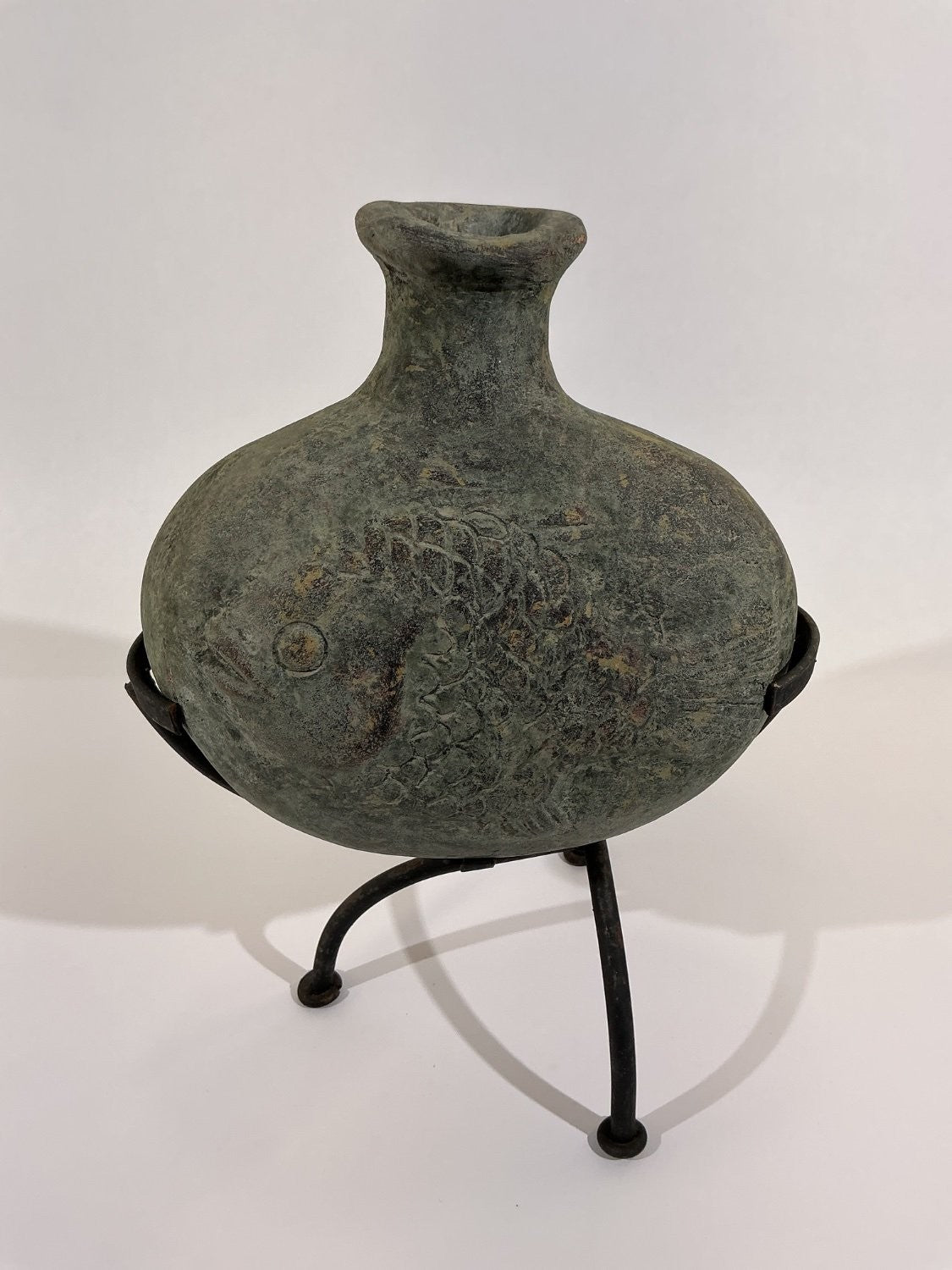 Vintage Hand Carved Stone Fish Vessel Medium Gray Folk Art Tripod Stand Used