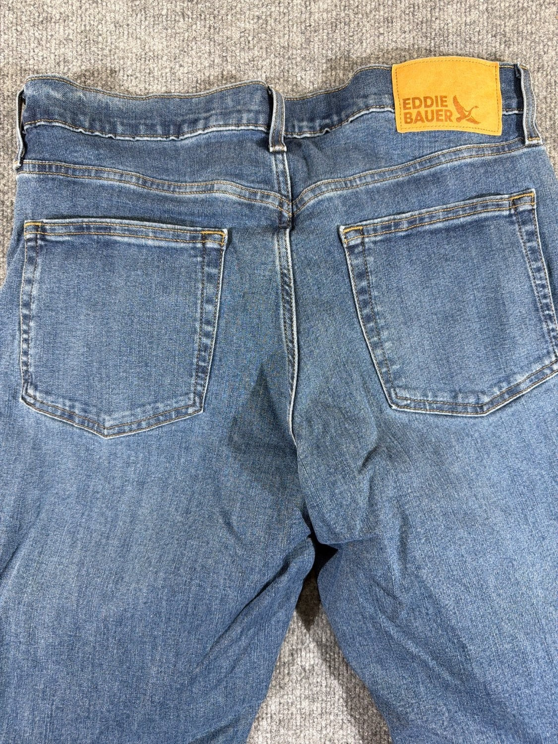 EU 34 Eddie Bauer Straight Fit Men's Jeans 34x30 Blue Specialty Dyed Denim