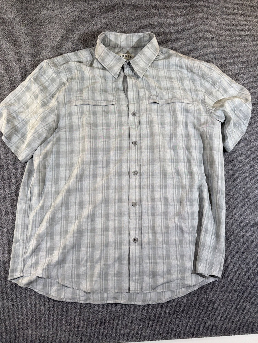 Orvis Men's XL Short Sleeve Plaid Fishing Shirt Gray Vented Moisture Wicking