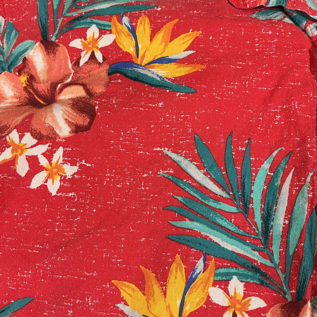 Old Navy Men’s XXL Button-Up Shirt Red Tropical Print Built-In Flex Short Sleeve