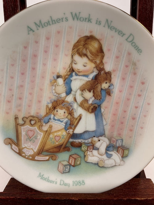 Avon Mother's Day 1988 Collector Plate Multicolor Porcelain Miniature