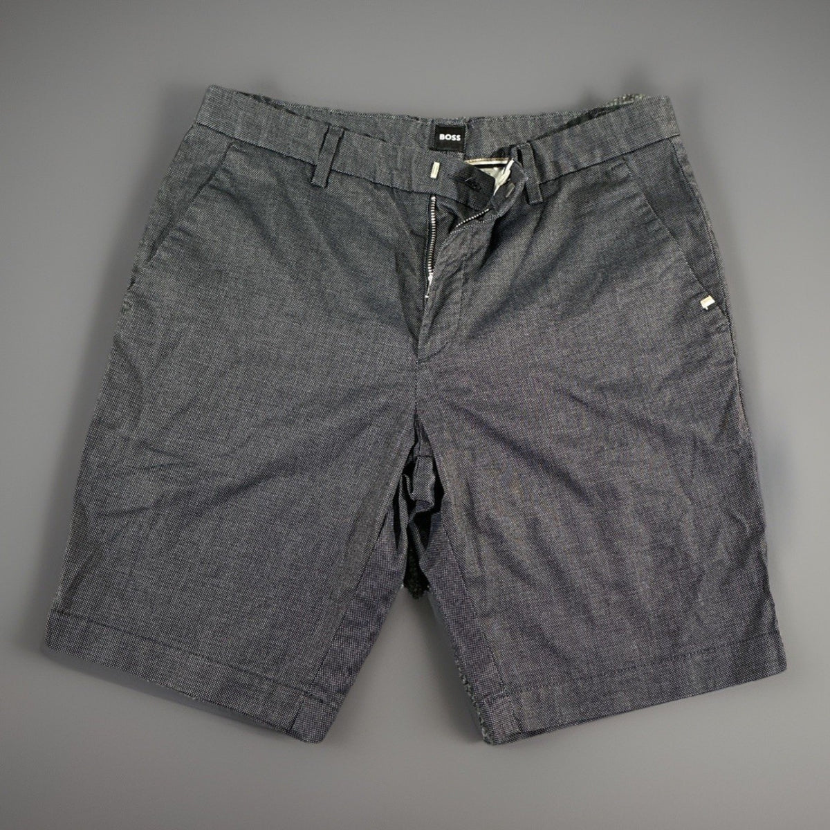 Hugo Boss Men's Slice-Short Gray  Geometric Print Flat Front Shorts Slim Fit