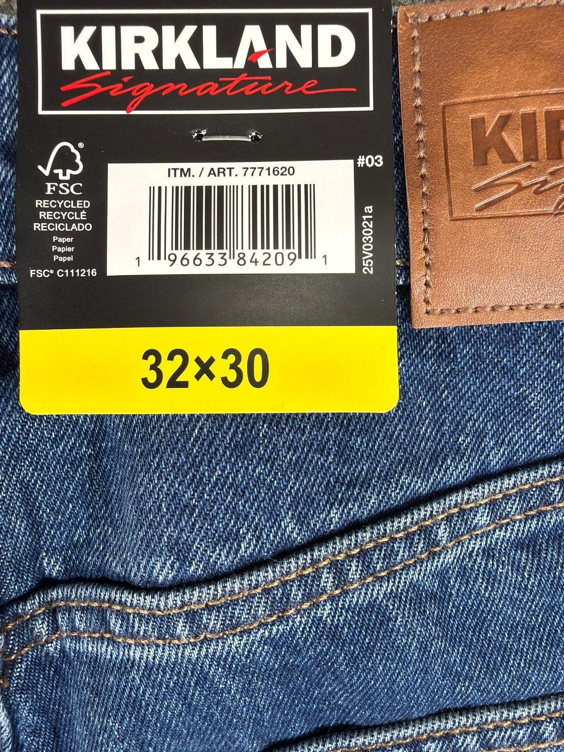 Kirkland Signature Men's Straight Leg Jeans Blue Denim 5-Pocket 32x30 NWT EU 32