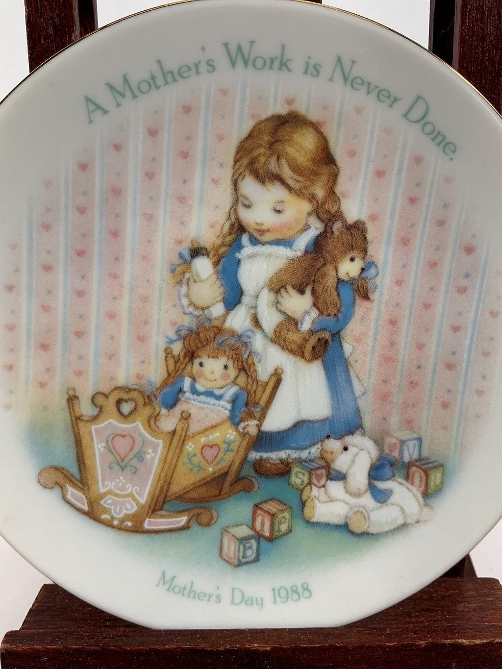 Avon A Mother's Work Is Never Done Collector Plate Small Multicolor Porcelain