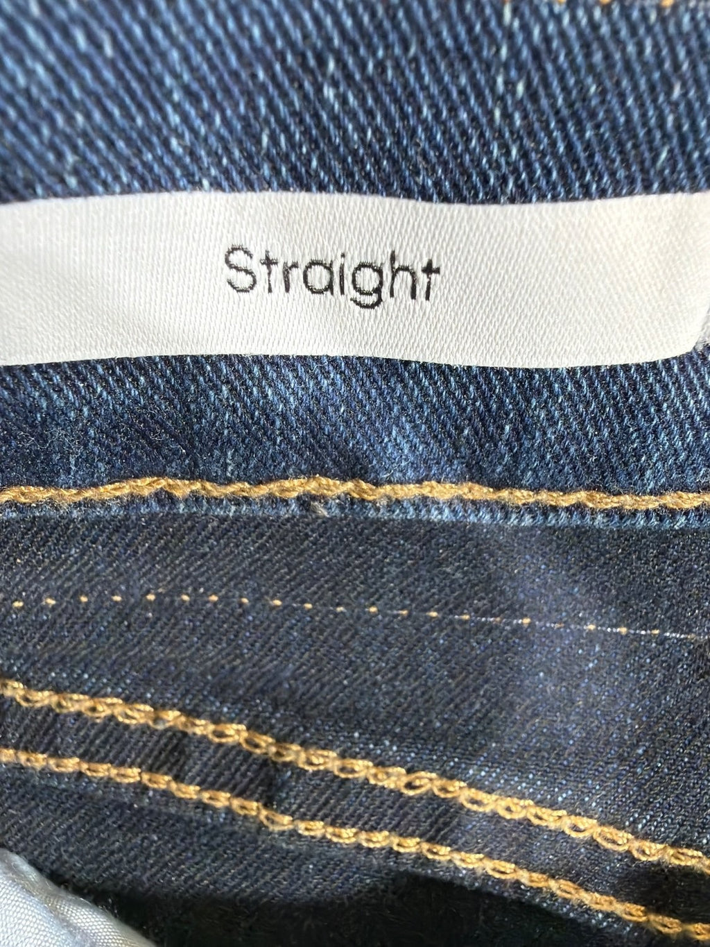 Calvin Klein Jeans Men's Straight Leg Blue Denim Jeans W34 x L30 Dark Wash EU 34