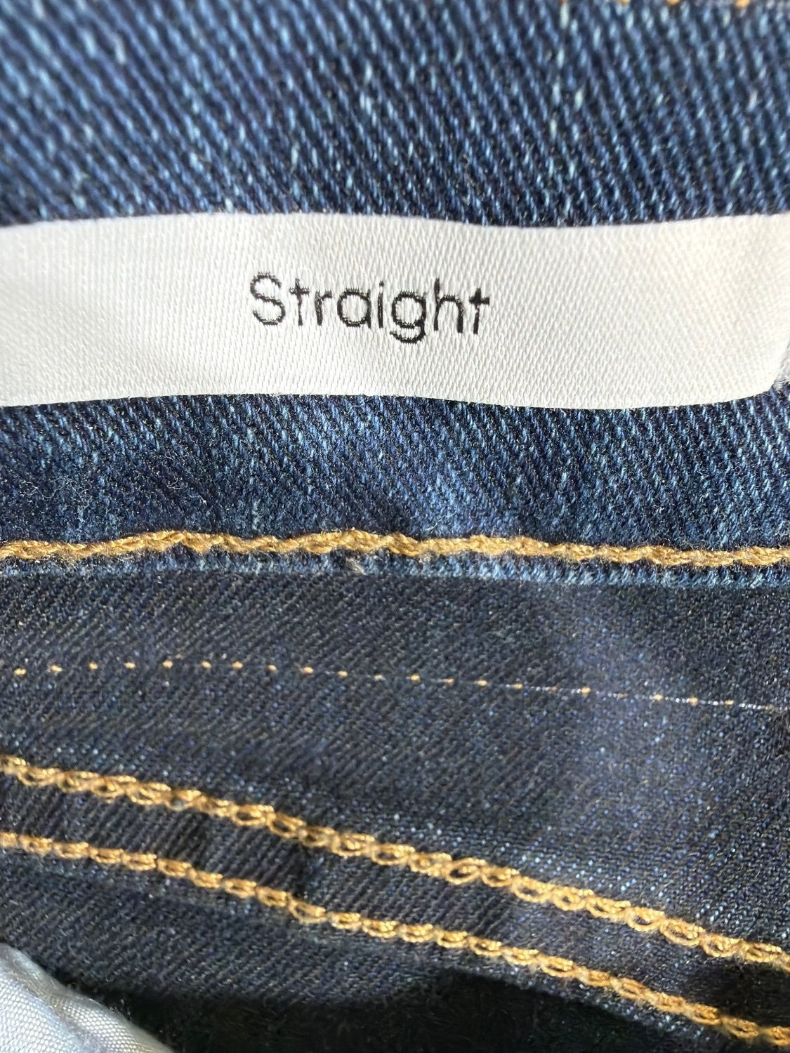 Calvin Klein Jeans Men's Straight Leg Blue Denim Jeans W34 x L30 Dark Wash EU 34