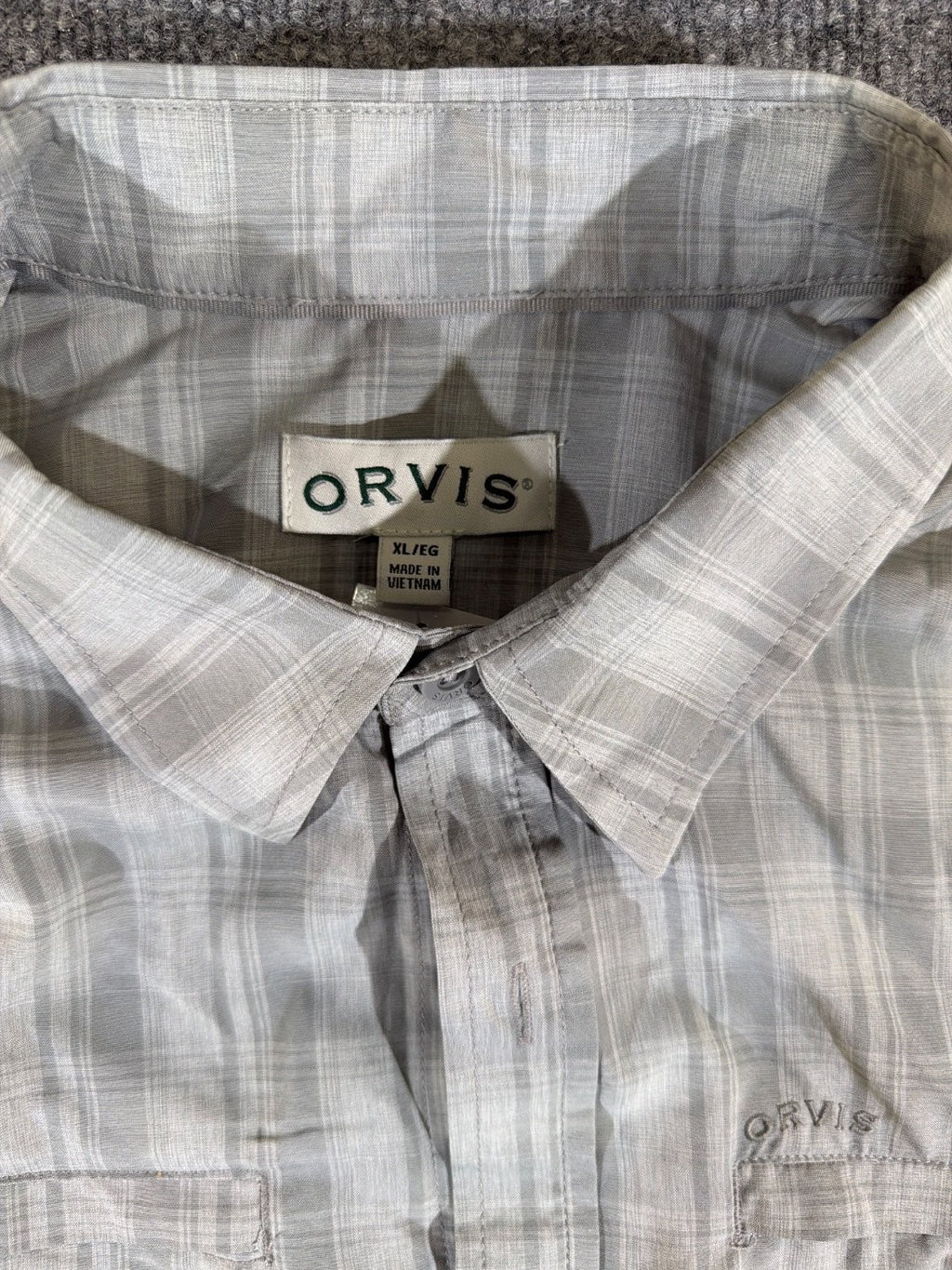 Orvis Men's XL Short Sleeve Plaid Fishing Shirt Gray Vented Moisture Wicking