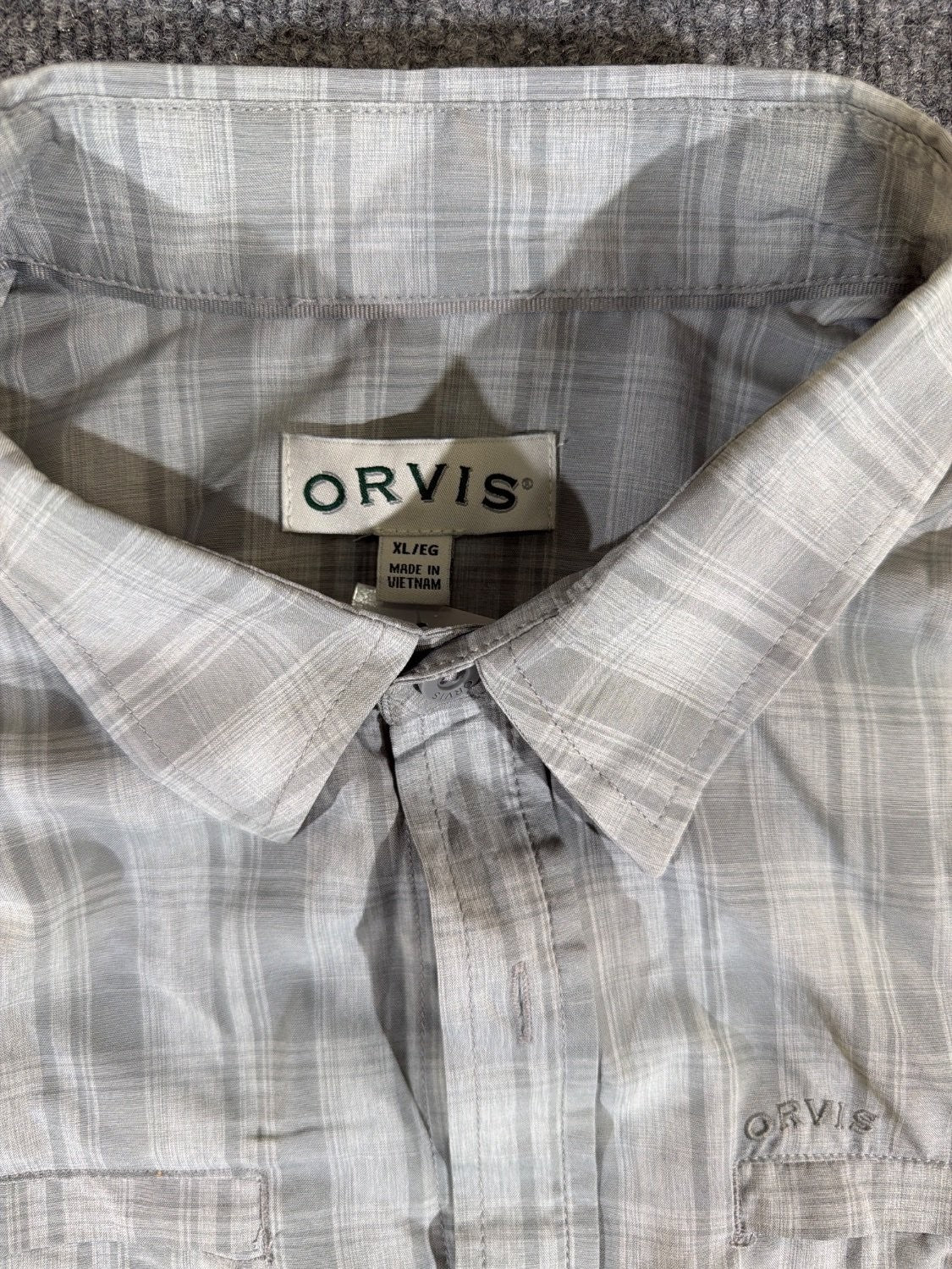 Orvis Men's XL Short Sleeve Plaid Fishing Shirt Gray Vented Moisture Wicking