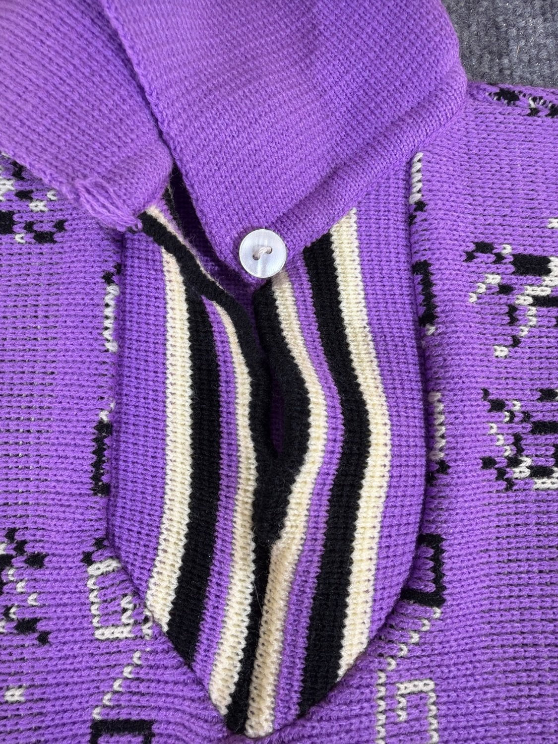 Vintage 1970s Knit Deer Poncho Purple Acrylic Fringe Stag Intarsia Cape One Size