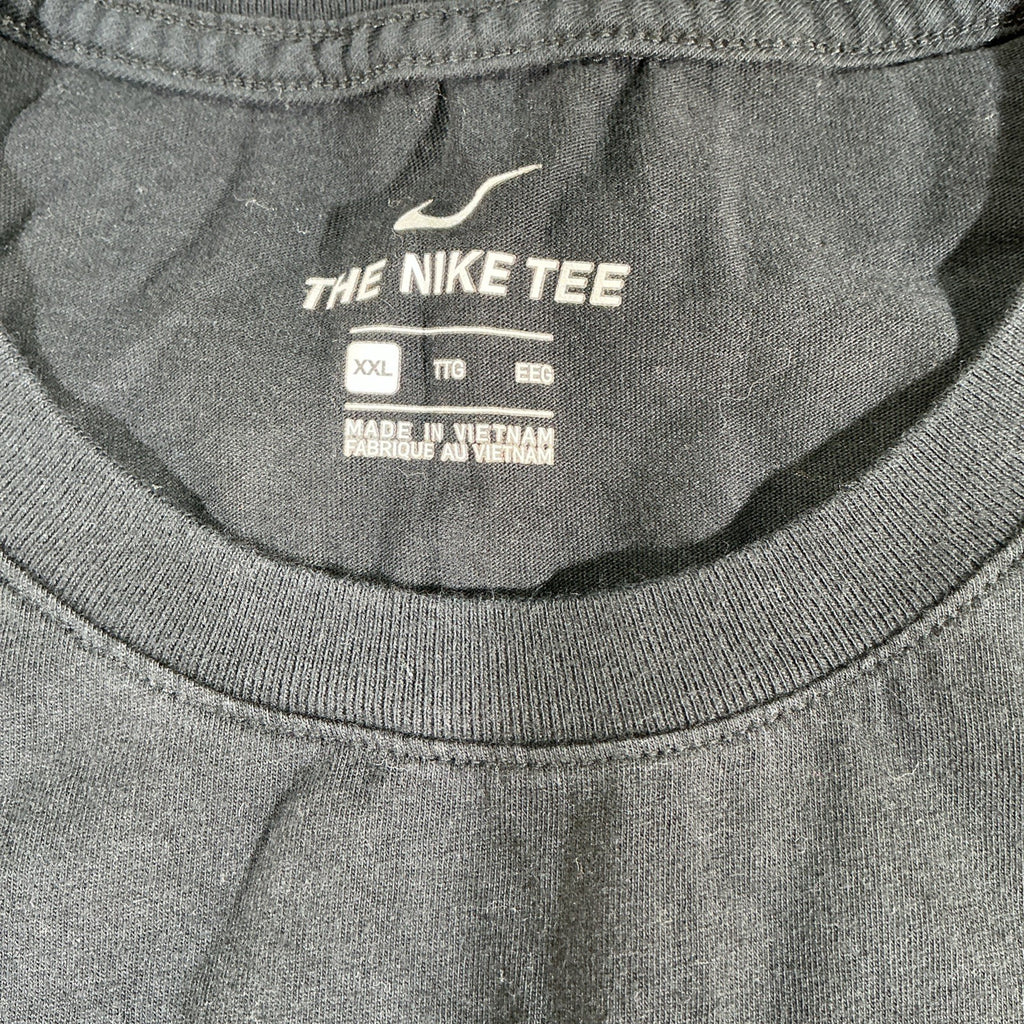 Nike Shirt Mens X Extra Large Black Short Sleeve Graphic Tee Swoosh Athletic