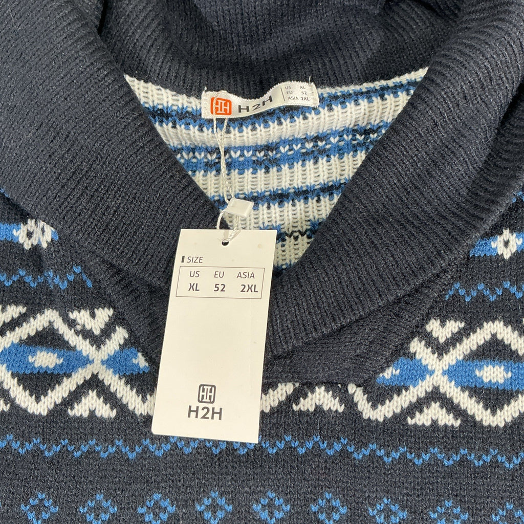 Levi’s  Pullover Long Sleeve Crew Neck Sweater Blue Geometric Size Small NWT