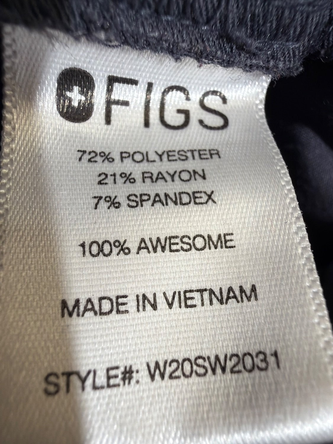 FIGS Technical Collection Women XS Graphite Gray Zamora Jogger Scrub Set V-Neck