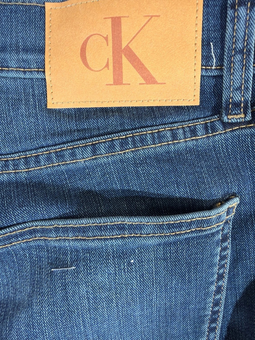 Calvin Klein Jeans Men's Straight Leg Blue Denim Jeans W34 L29 Dark Wash EU 34