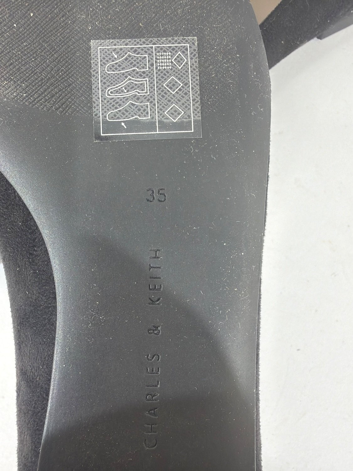 Charles & Keith CK1-70580135 Black Suede Pointed Toe Buckle Flats EU 35 US 5