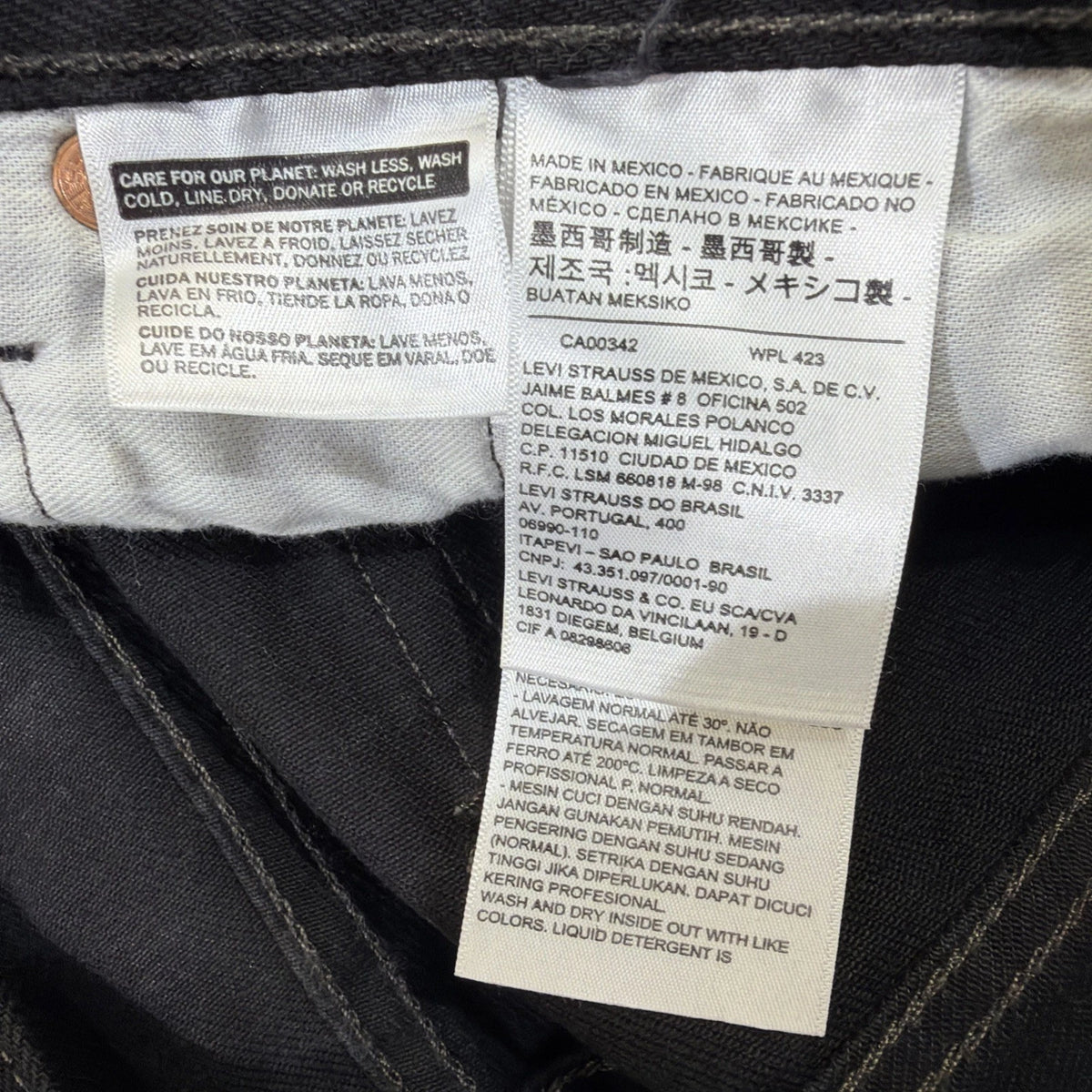 Levis 501 Made in USA Jeans 42x32 Men’s White Oak Cone Denim Black XXL Size
