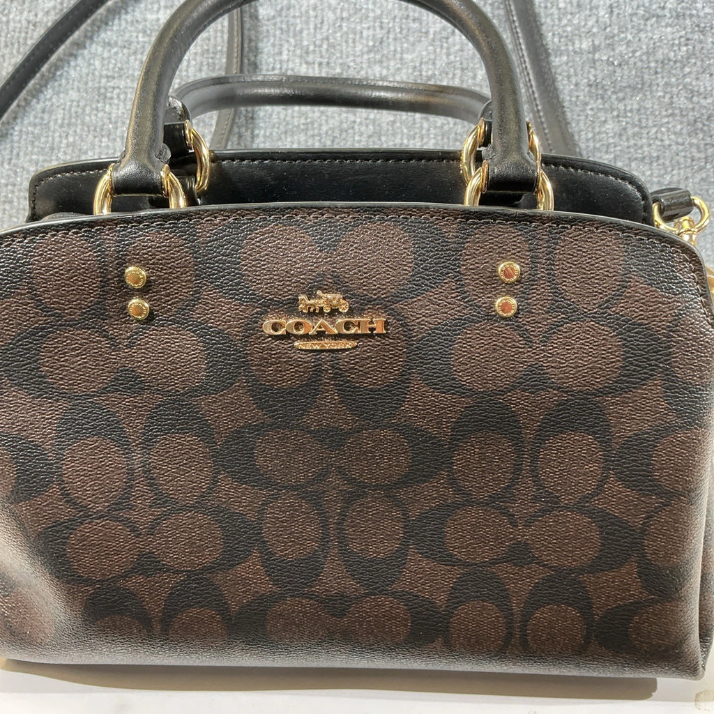 Women’s Coach handbag Purse With Matching Wallet And Crossbody Strap