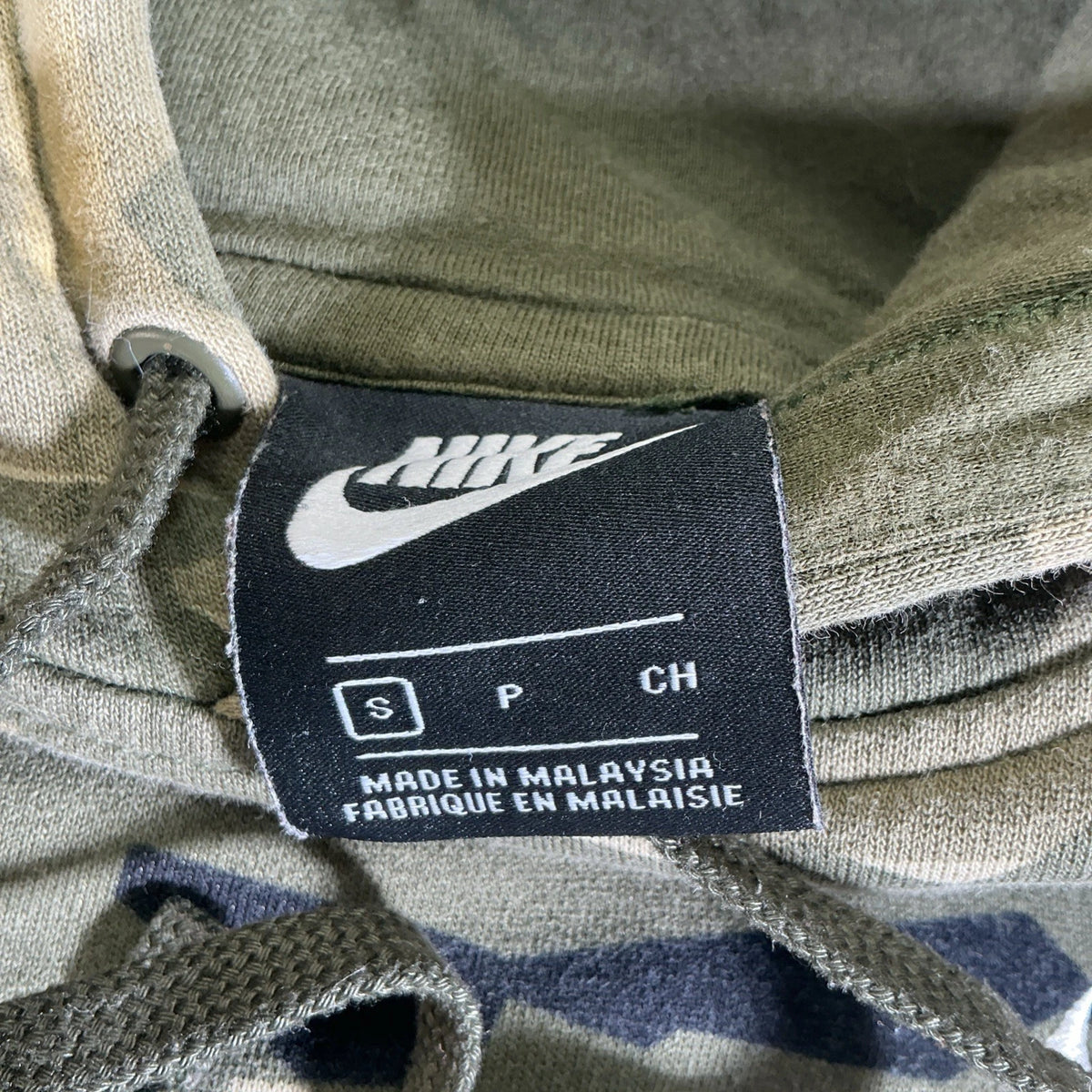Youth Nike Camo Hoodie (Size Medium) Sweatshirt Pullover Woodland Camo
